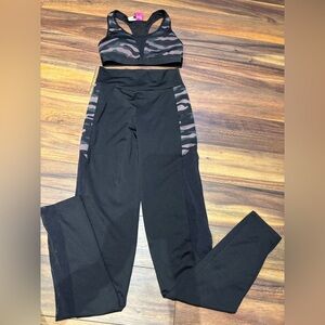 NWT and NWOT la Senza sport set. Xs/s